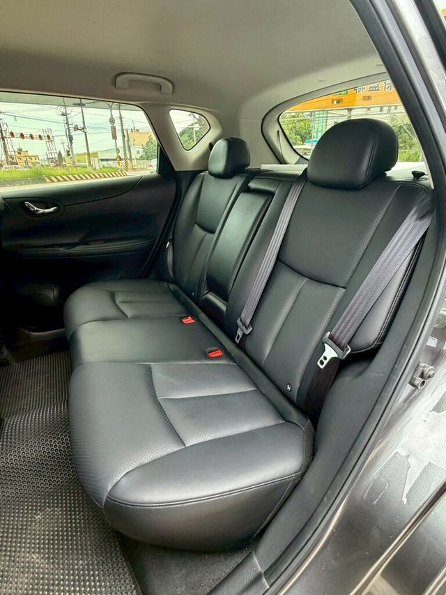 NISSAN日產 TIIDA  第9張相片