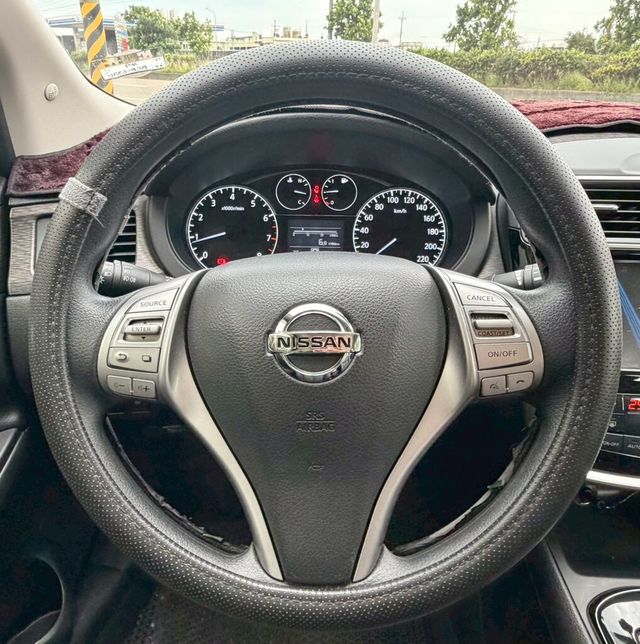 NISSAN日產 TIIDA  第11張相片