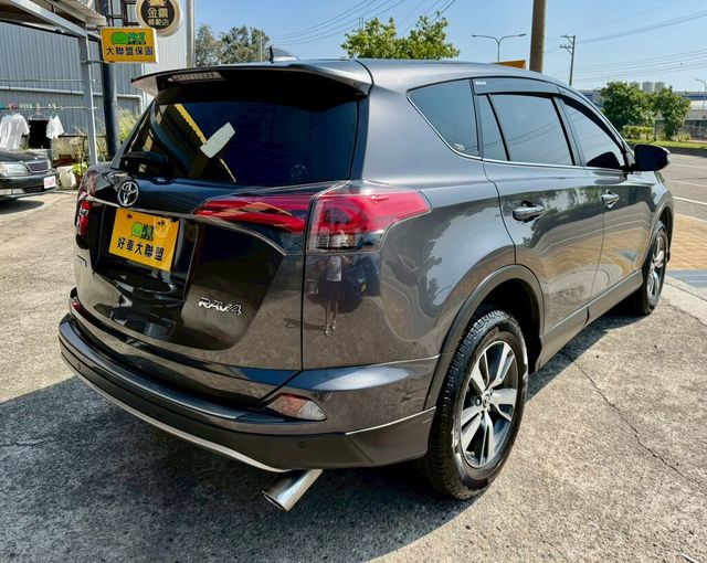 TOYOTA豐田 RAV4  第2張相片