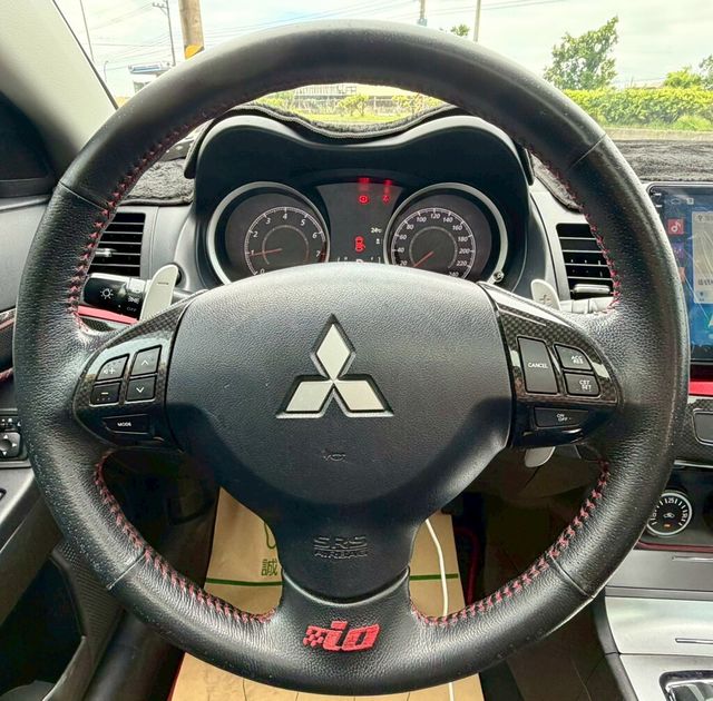 MITSUBISHI三菱 LANCER IO  第14張相片