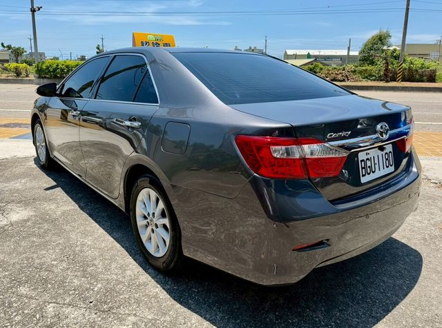 TOYOTA豐田 CAMRY  第8張相片