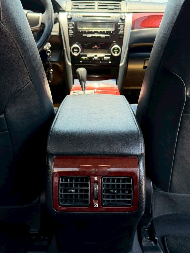 TOYOTA豐田 CAMRY  第12張相片