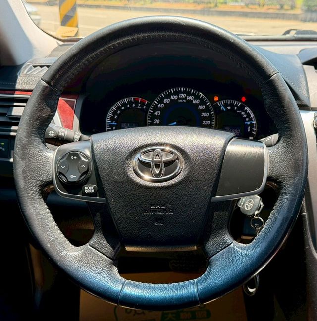 TOYOTA豐田 CAMRY  第15張相片
