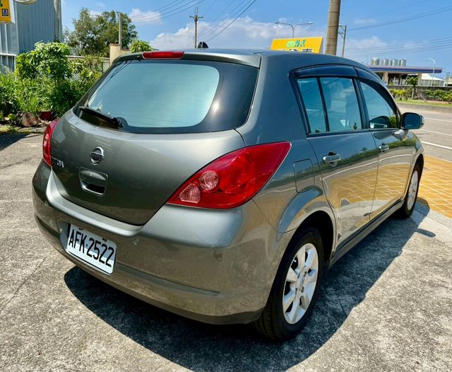 NISSAN日產 TIIDA  第2張相片
