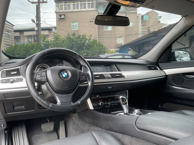 BMW/ 寶馬 528i GT  第6張相片