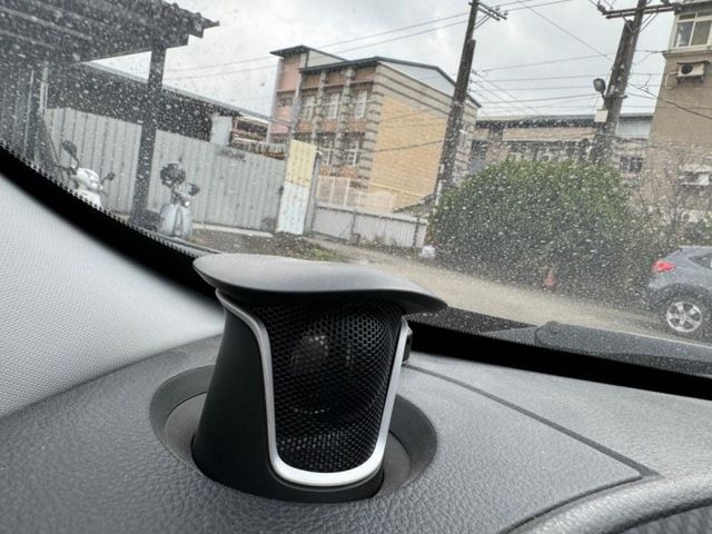 Luxgen U6 Turbo  第1張相片
