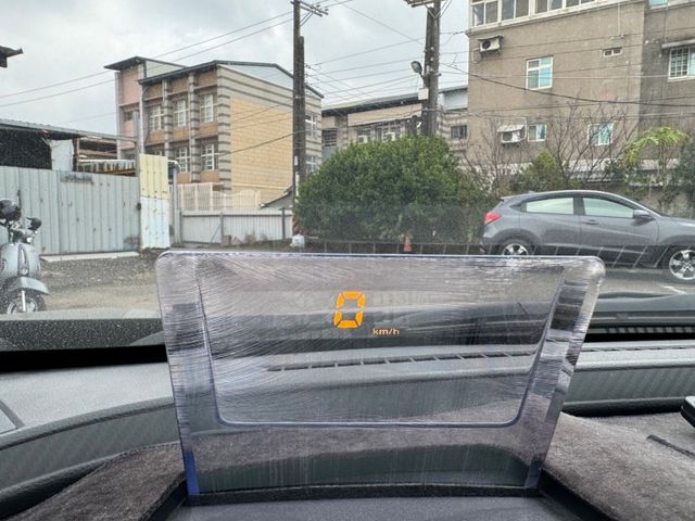 Luxgen U6 Turbo  第12張相片