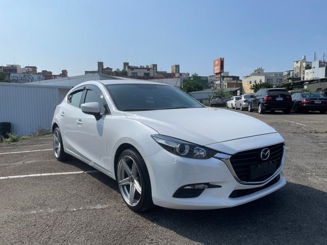 Mazda Mazda3  第2張相片