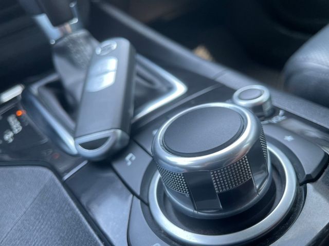 Mazda Mazda3  第6張相片