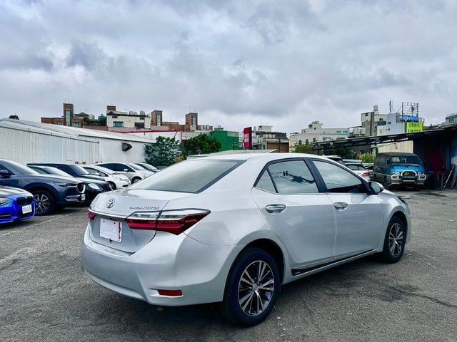 Toyota ALTIS  第2張相片