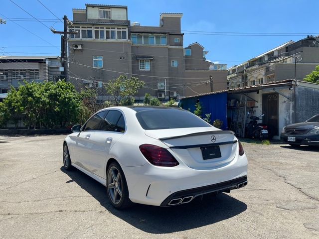 Mercedes-Benz/賓士 C300  第3張相片