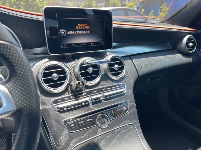 Mercedes-Benz/賓士 C300  第5張相片