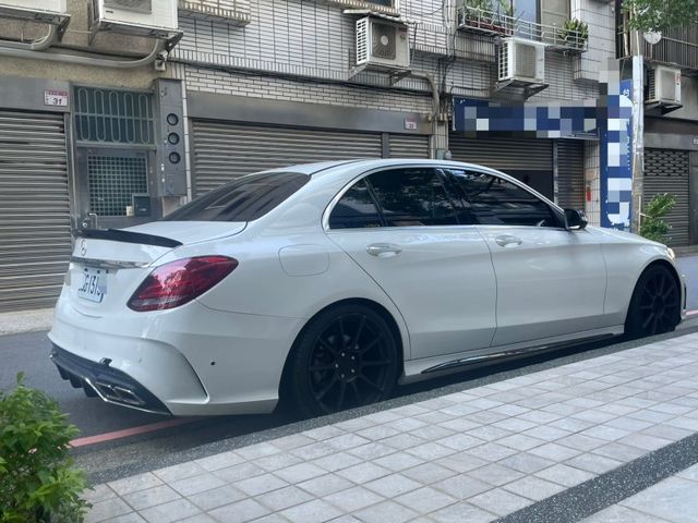 Mercedes-Benz/賓士 C300  第10張相片