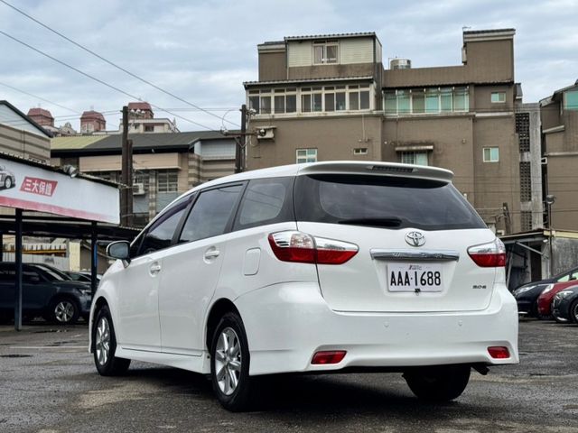 Toyota Wish  第2張相片