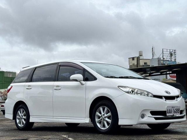 Toyota Wish  第14張相片