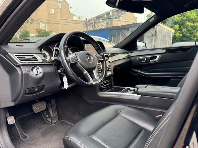 Mercedes-Benz/賓士 E-CLASS  第8張相片