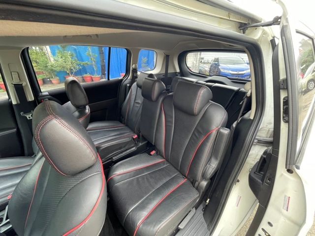 Mazda Mazda5  第8張相片