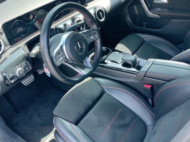 Mercedes-Benz/賓士 A-CLASS  第5張相片