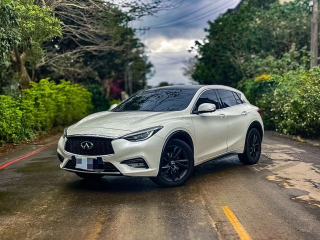 Infiniti Q30  第2張相片