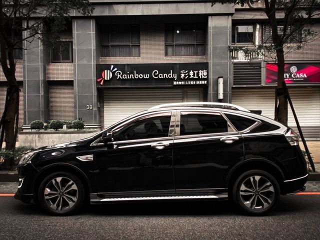 Luxgen U6 Turbo  第4張相片