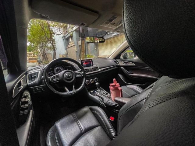 Mazda Mazda3  第7張相片
