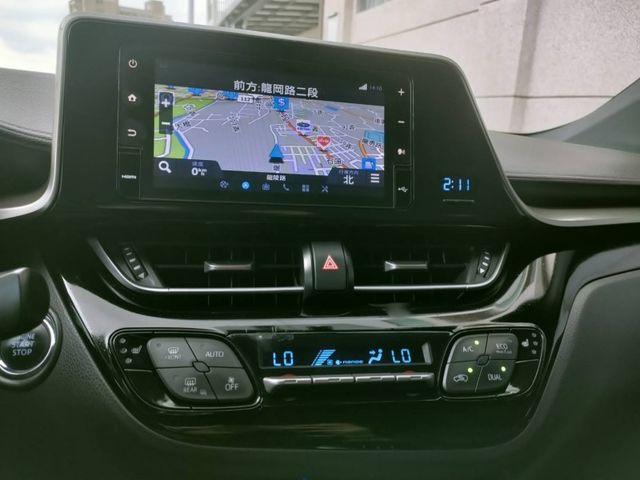 Toyota C-HR  第9張相片