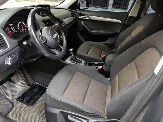 Audi Q3  第8張相片