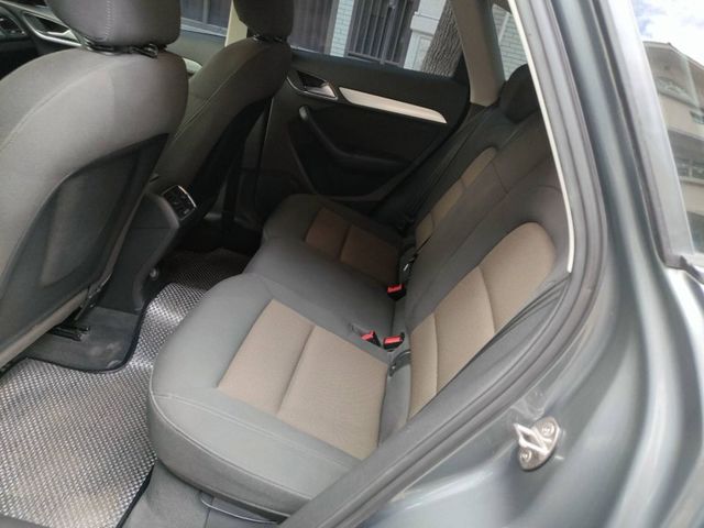 Audi Q3  第9張相片
