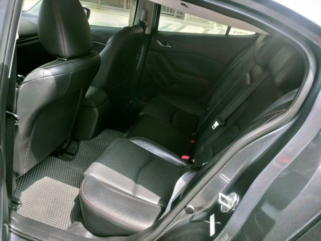 Mazda Mazda3  第8張相片