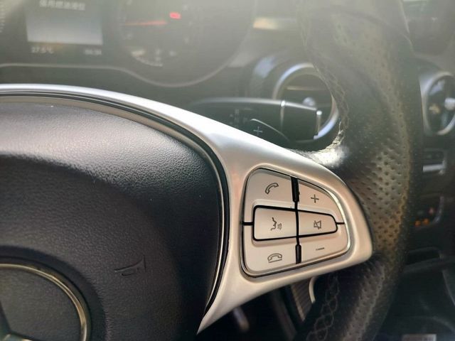 Mercedes-Benz/賓士 C300  第10張相片
