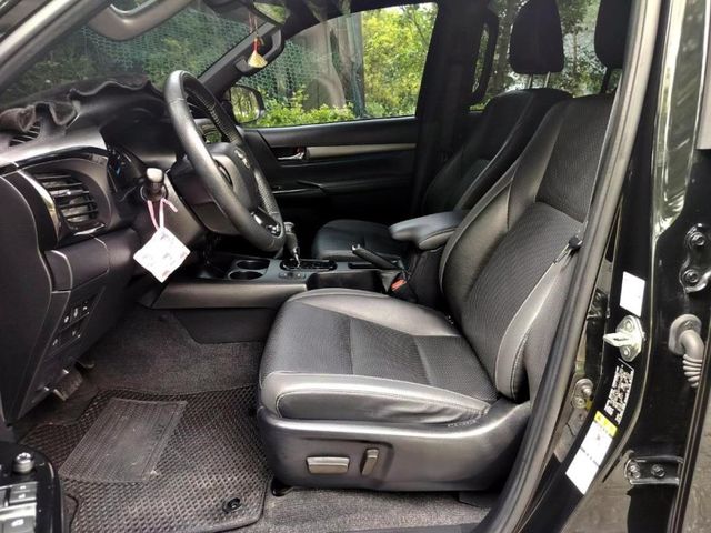 Toyota Hilux  第6張相片