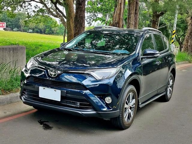 Toyota RAV4  第2張相片