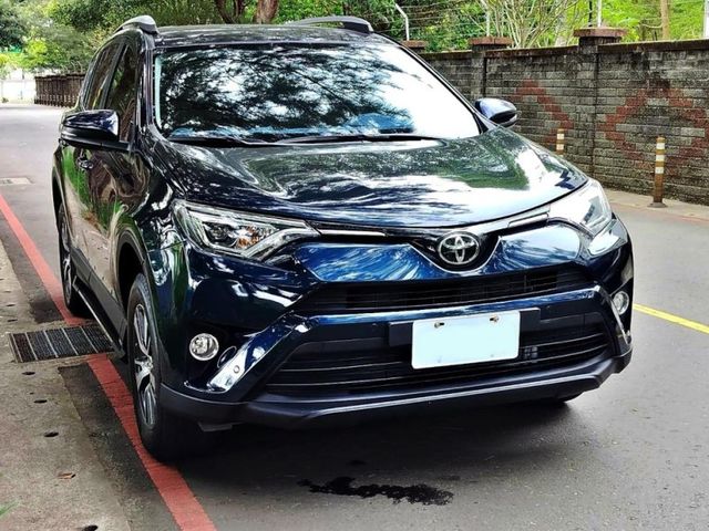 Toyota RAV4  第3張相片