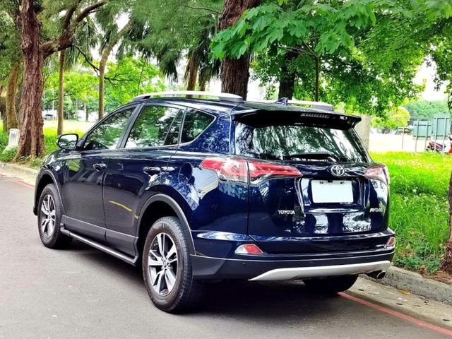 Toyota RAV4  第5張相片