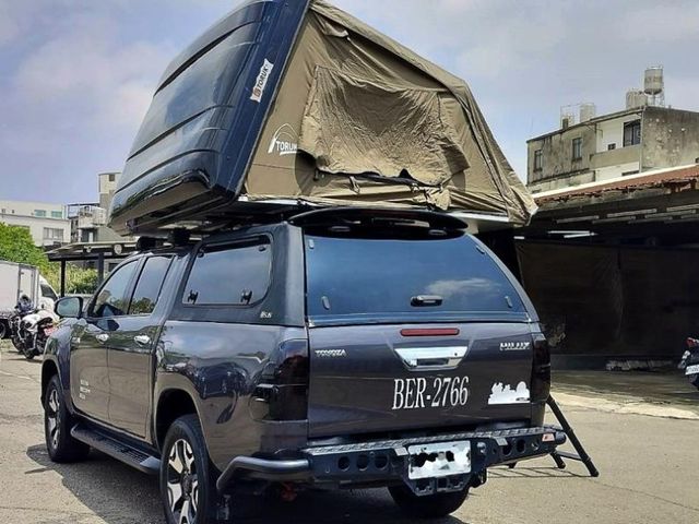 Toyota Hilux  第6張相片