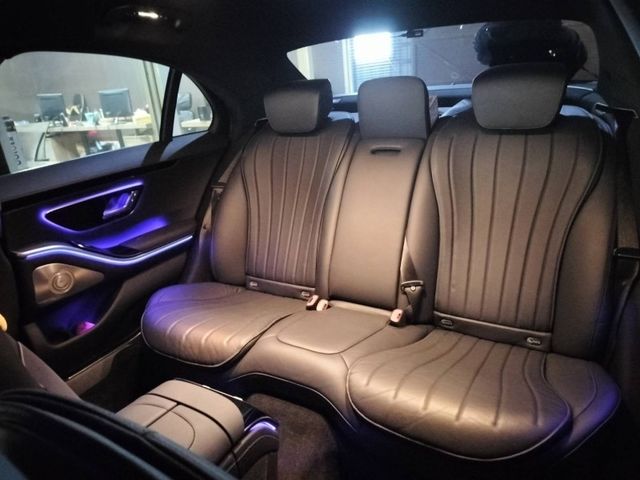 Mercedes-Benz/賓士 S350d  第9張相片