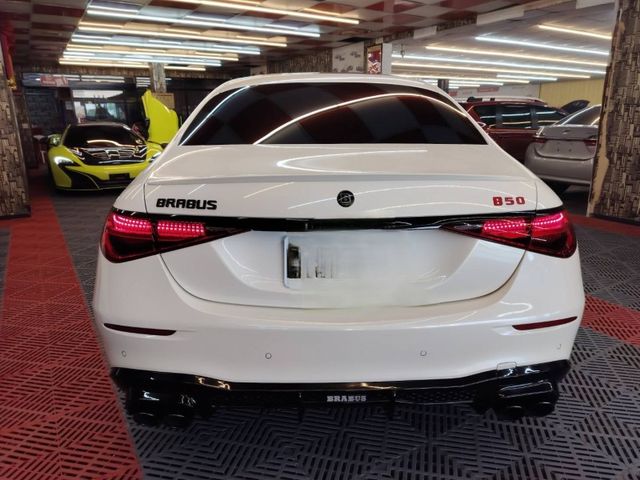 Mercedes-Benz/賓士 S560 L  第3張相片