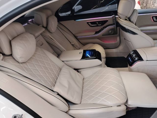 Mercedes-Benz/賓士 S560 L  第6張相片