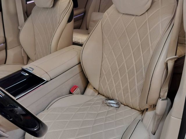 Mercedes-Benz/賓士 S560 L  第13張相片