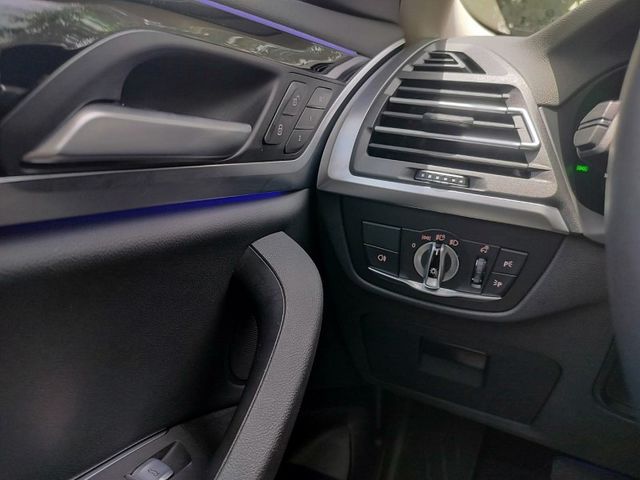 BMW/ 寶馬 X4 SERIES  第12張相片
