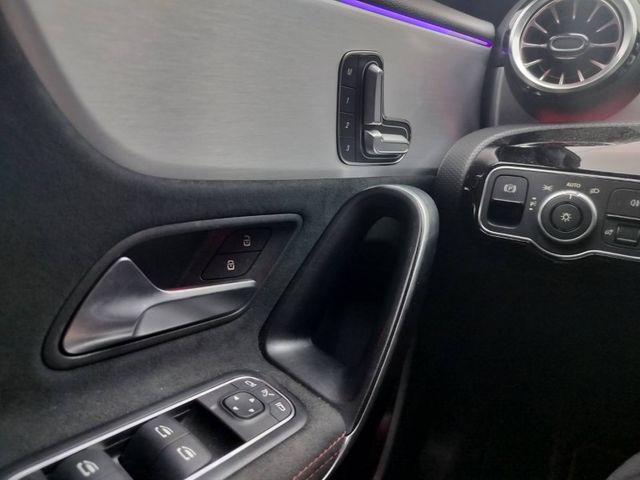 Mercedes-Benz/賓士 A-CLASS  第11張相片