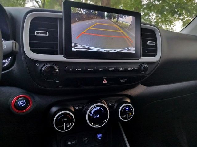 Hyundai Venue  第12張相片