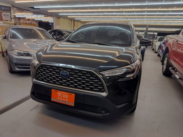 Toyota Cross  第1張相片