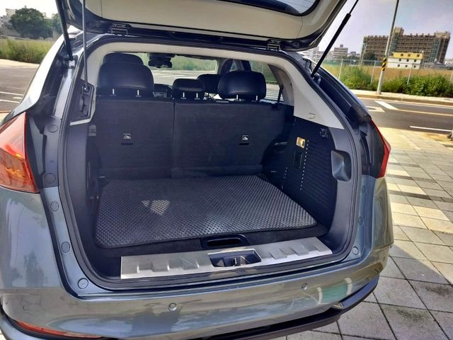 Luxgen U6 GT  第10張相片