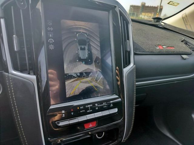 Luxgen U6 GT  第13張相片