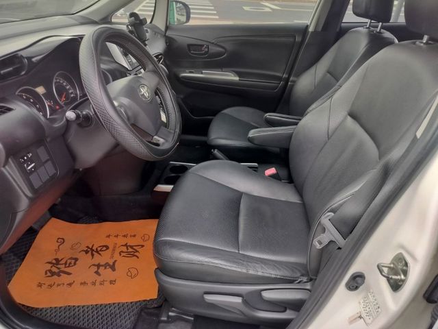 Toyota Wish  第8張相片