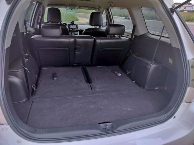 Toyota Wish  第11張相片