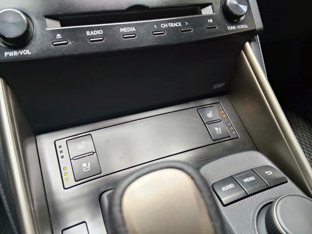 Lexus IS  第3張相片