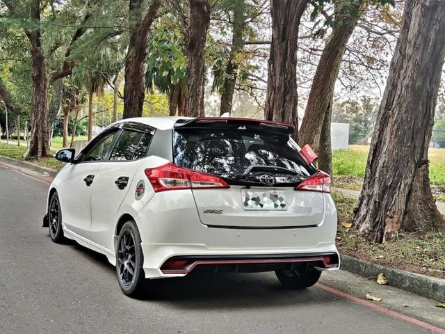 Toyota Yaris  第8張相片