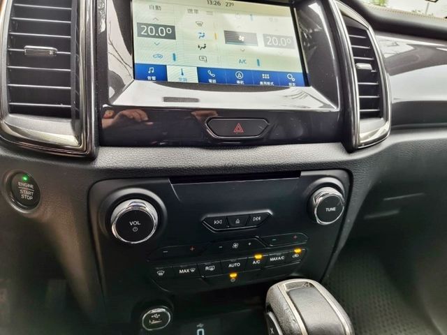 2018 FORD RANGER 2.0L 柴油  第3張相片